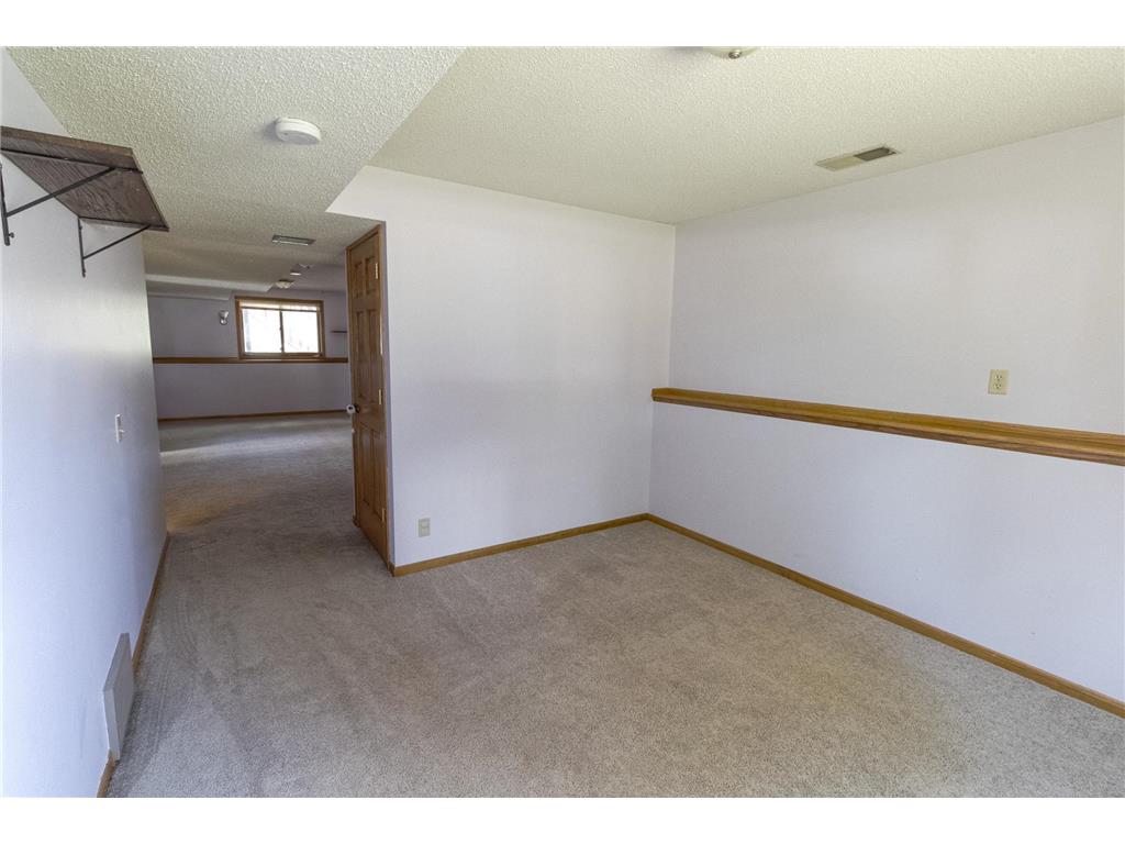 2912 9th Avenue Anoka MN 55303 7091029 image24