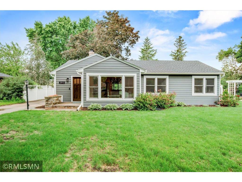 2913 Cherokee Place Golden Valley MN 55422 6740494 image1