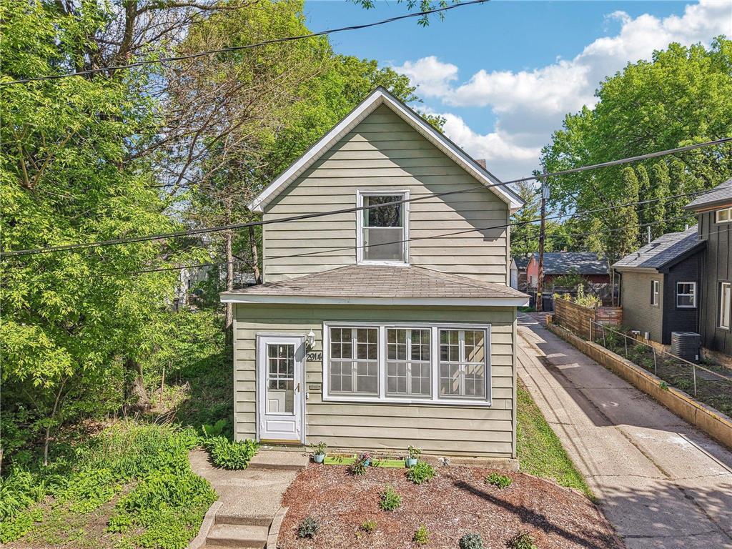 2914 E 26th Street Minneapolis MN 55406 6702035 image1