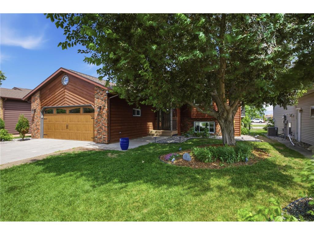 2914 S Bay Drive S Fargo ND 58103 7090352 image2