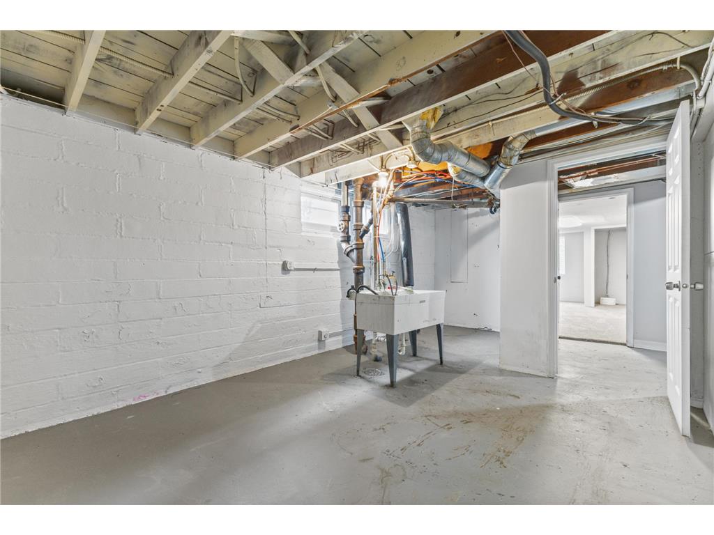 2915 Logan Avenue N Minneapolis MN 55411 7108364 image31