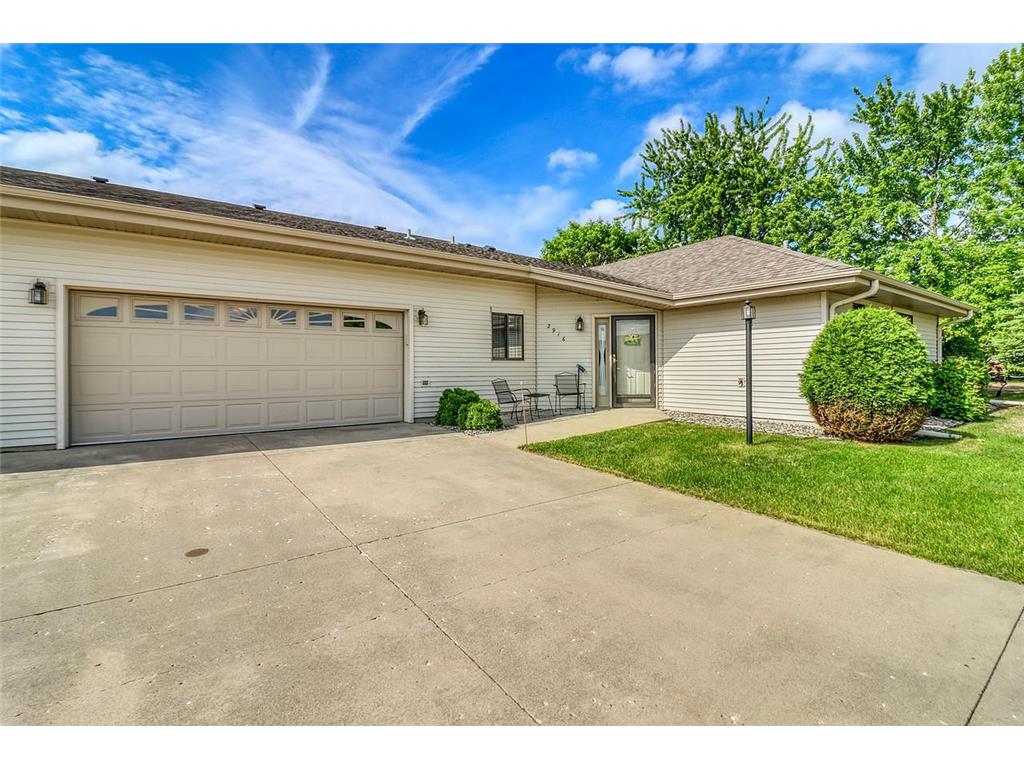 2916 12th Avenue S Moorhead MN 56560 7086160 image1