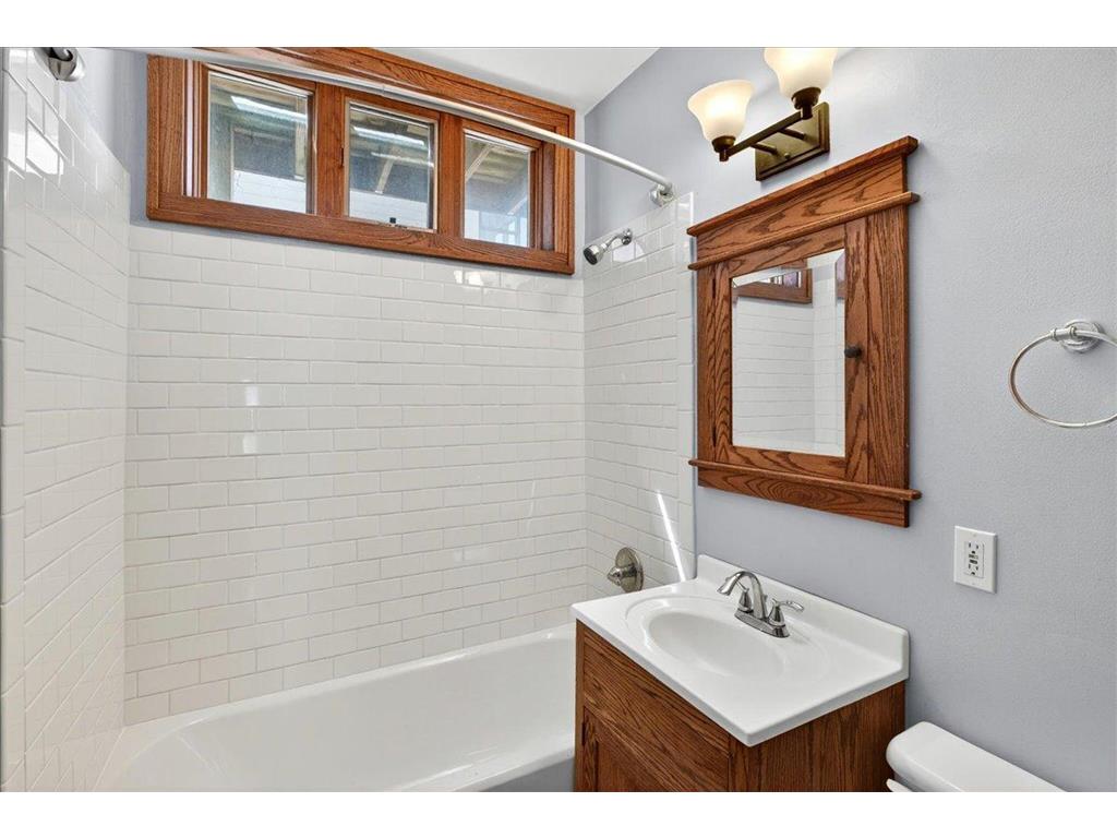 2916 32nd Avenue S Minneapolis MN 55406 7063766 image23