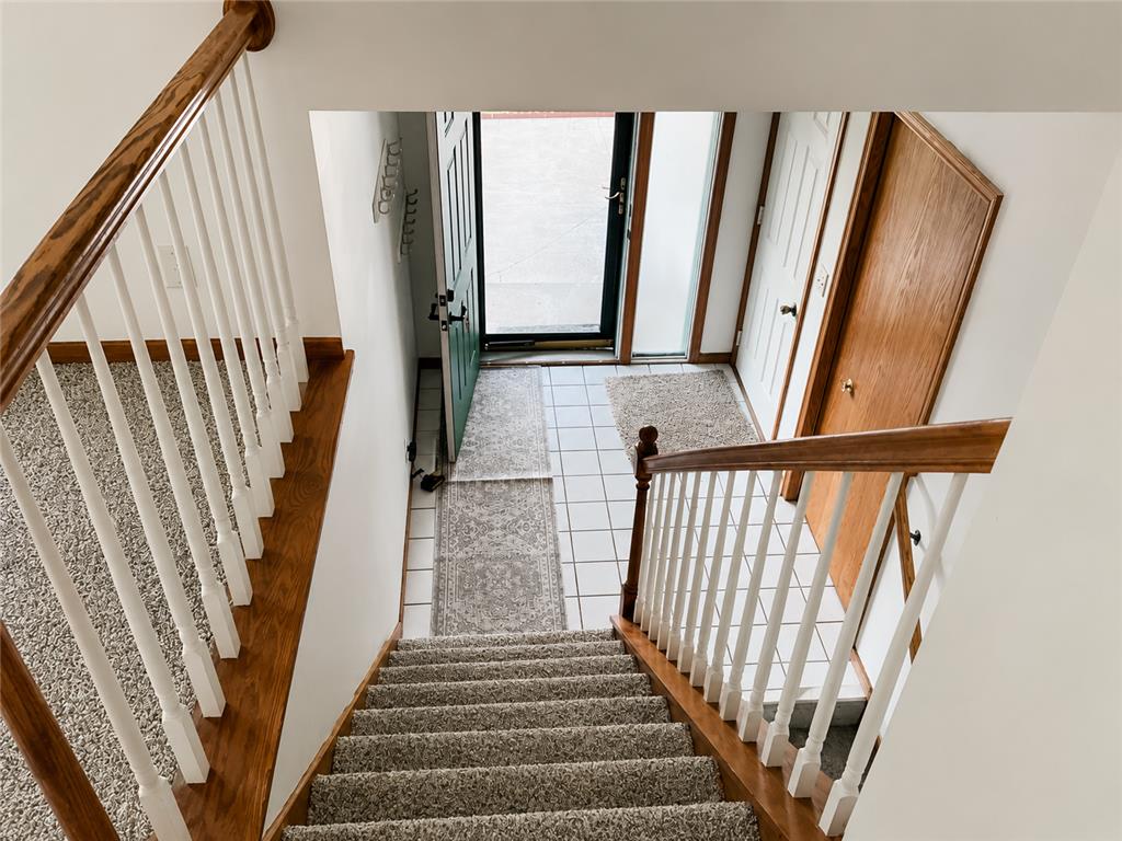 2916 Frank Street Maplewood MN 55109 7081900 image3