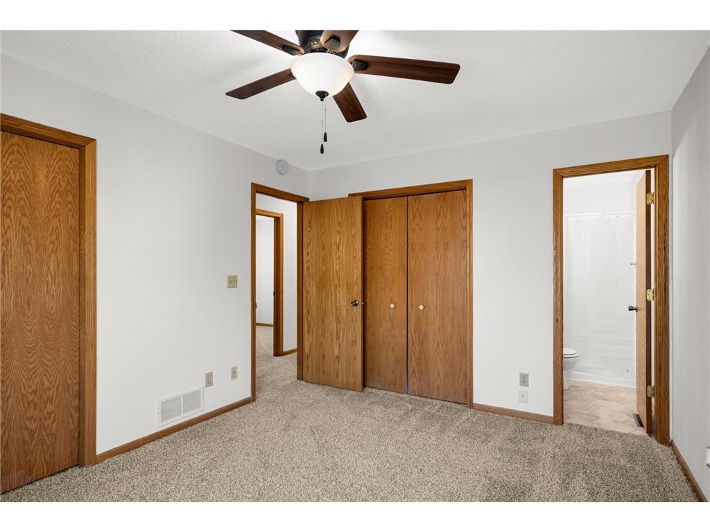 2916 Frank Street Maplewood MN 55109 7081900 image34