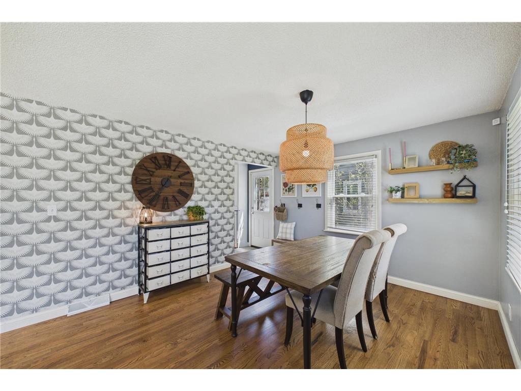 2916 W 60th Street Minneapolis MN 55410 7024249 image4