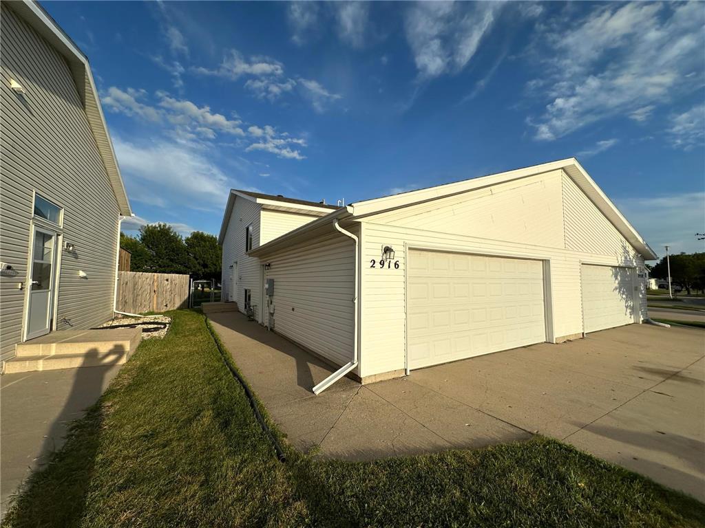 2916 WHEATLAND Drive S Fargo ND 58103 6604700 image1