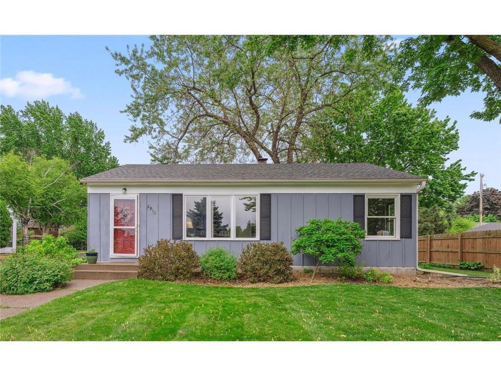 2918 Asbury Street Roseville MN 55113 6727627 image1