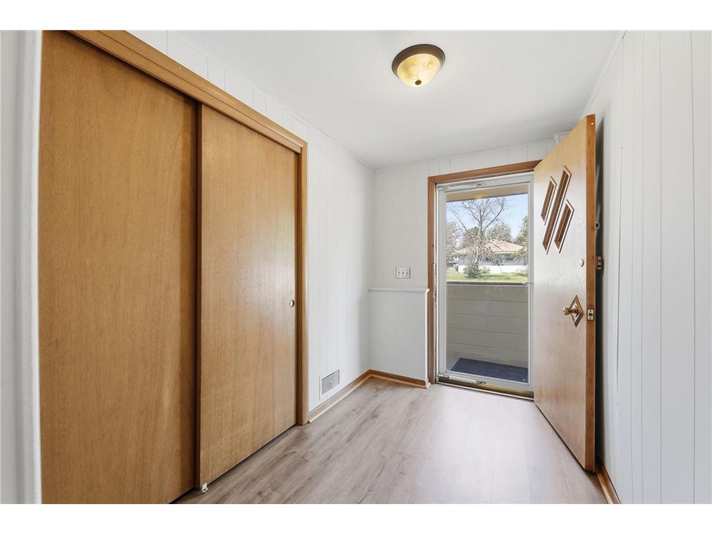 2919 64th Avenue N Brooklyn Center MN 55430 7074479 image25