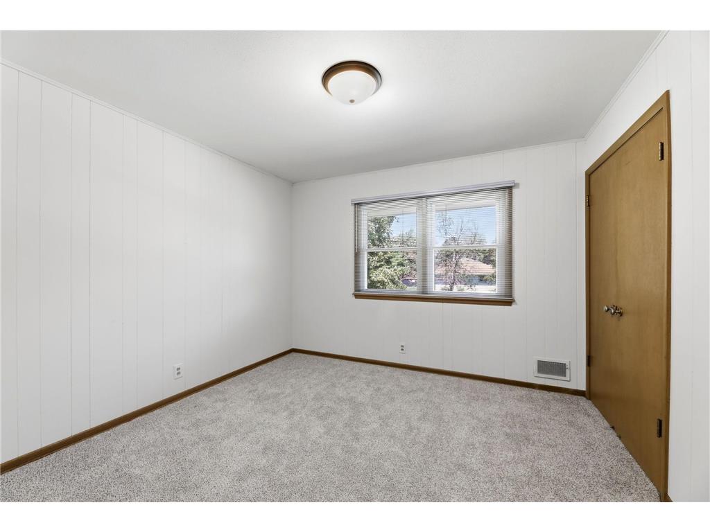 2919 64th Avenue N Brooklyn Center MN 55430 7074479 image40