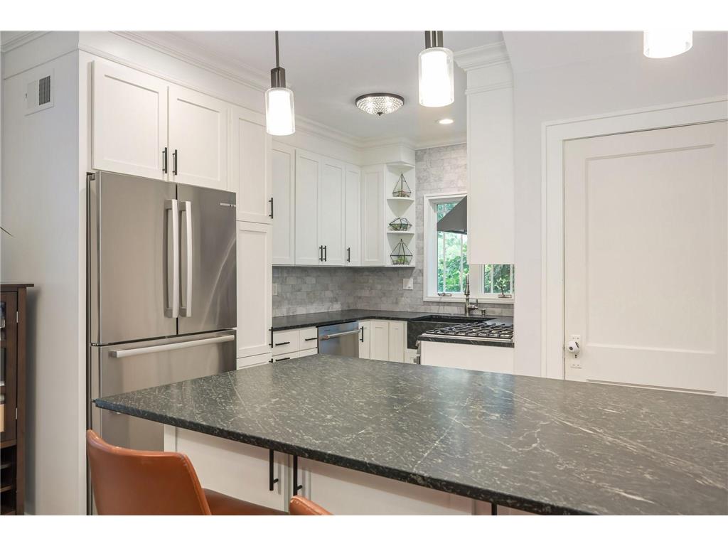 2919 W 47th Street Minneapolis MN 55410 7098834 image25