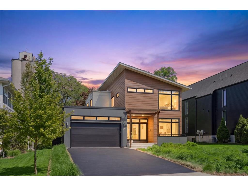 292 Vincent Avenue N Minneapolis MN 55405 7079488 image1