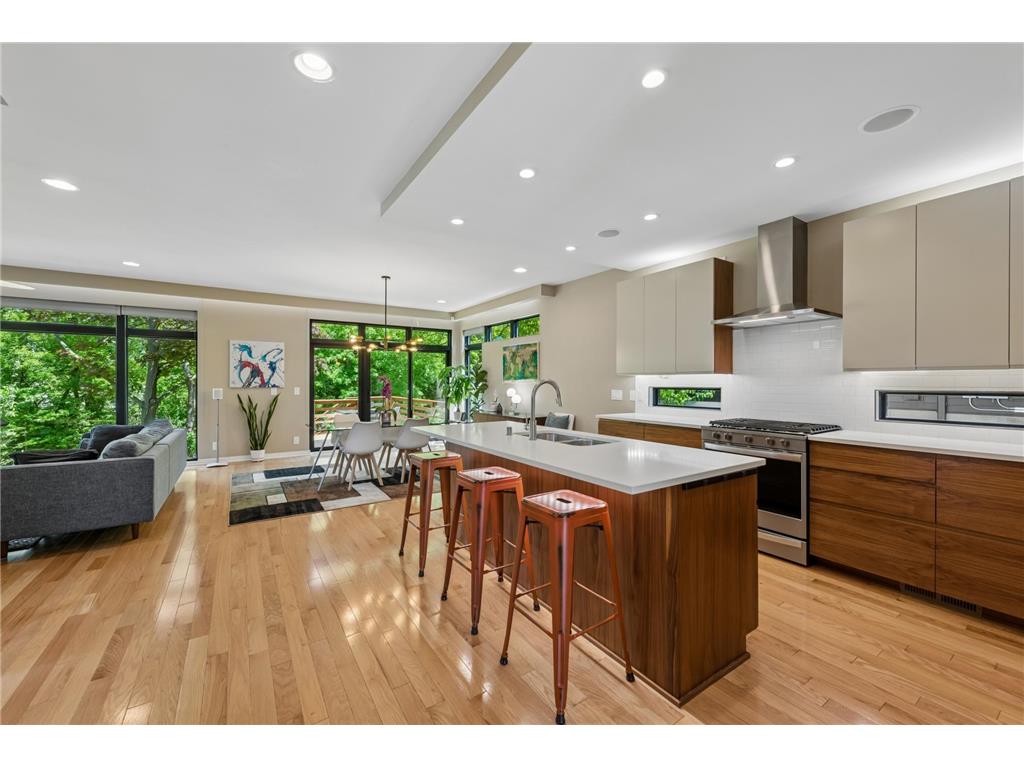 292 Vincent Avenue N Minneapolis MN 55405 7079488 image10