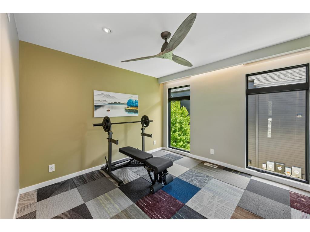 292 Vincent Avenue N Minneapolis MN 55405 7079488 image32