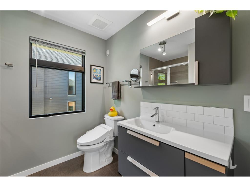 292 Vincent Avenue N Minneapolis MN 55405 7079488 image34