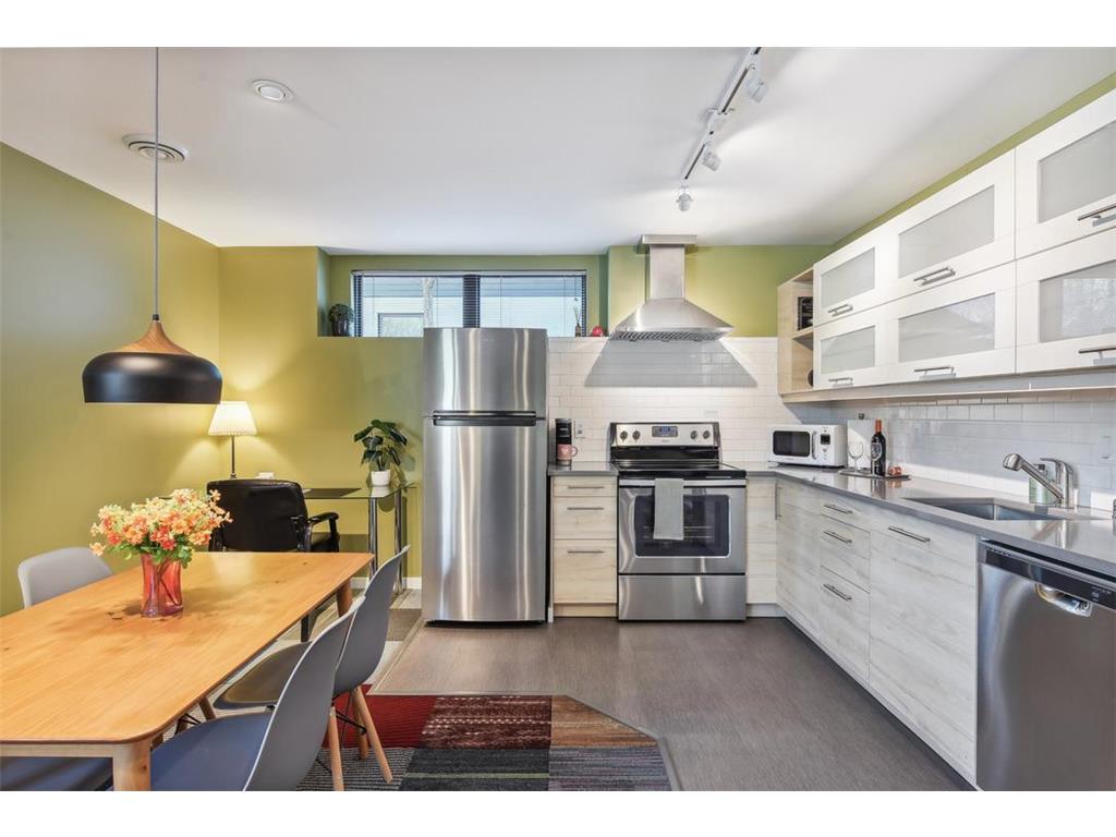 292 Vincent Avenue N Minneapolis MN 55405 7079488 image45