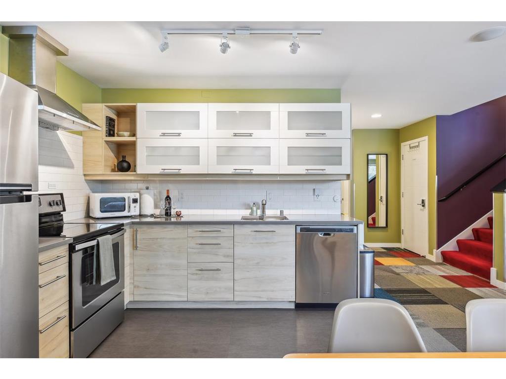 292 Vincent Avenue N Minneapolis MN 55405 7079488 image46