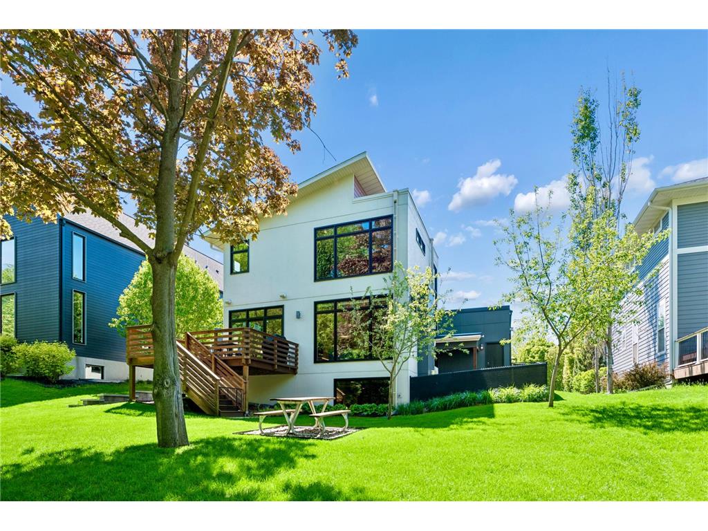 292 Vincent Avenue N Minneapolis MN 55405 7079488 image53