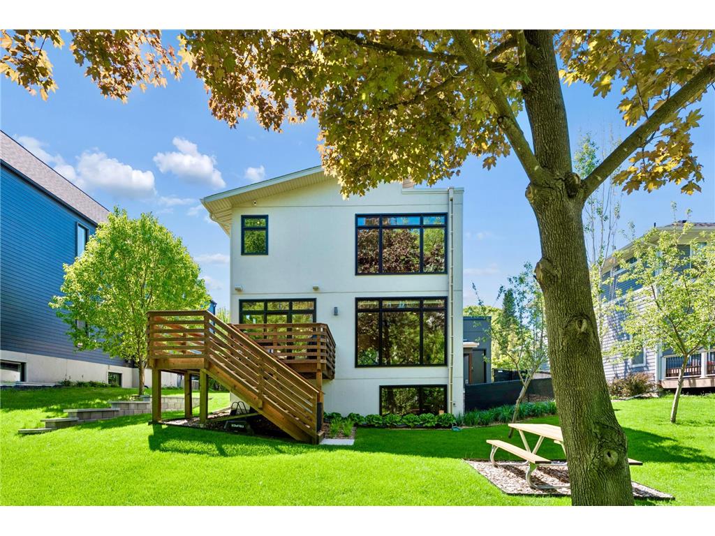 292 Vincent Avenue N Minneapolis MN 55405 7079488 image54