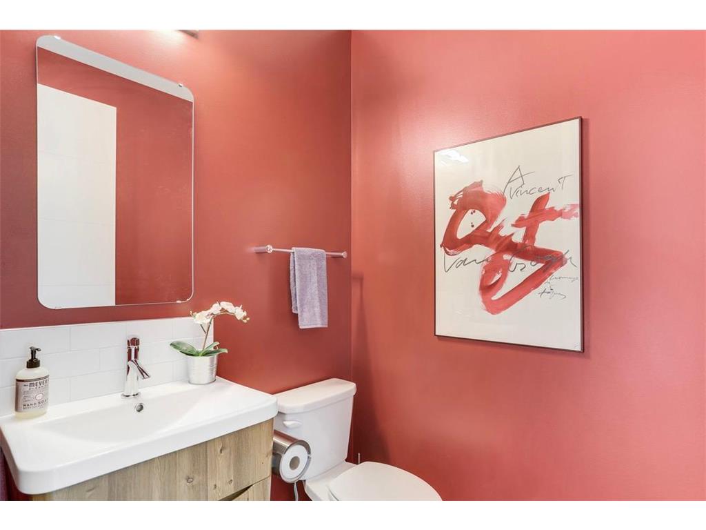 292 Vincent Avenue N Minneapolis MN 55405 7079488 image9
