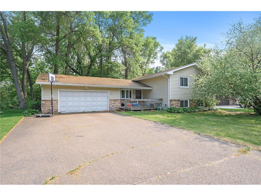 2920 122nd Avenue NW Coon Rapids MN 55433 6370040 image1