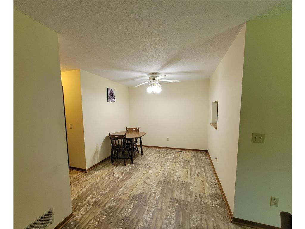 2920 Mounds View Boulevard Mounds View MN 55112 7094877 image10