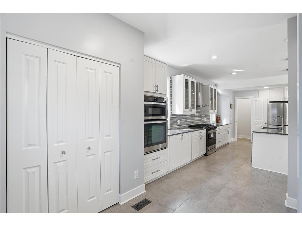 2921 40th Avenue S Minneapolis MN 55406 7063660 image16