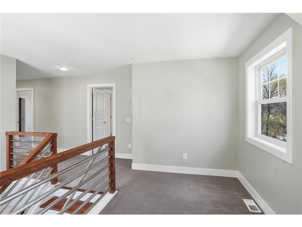 2921 40th Avenue S Minneapolis MN 55406 7063660 image23