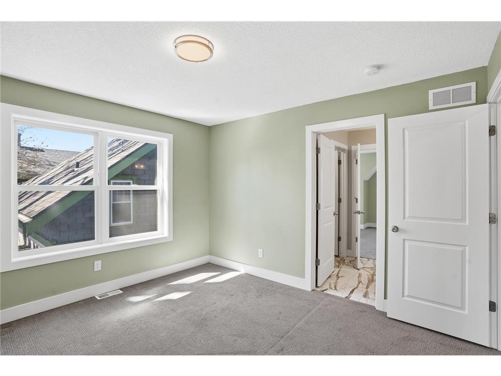 2921 40th Avenue S Minneapolis MN 55406 7063660 image32