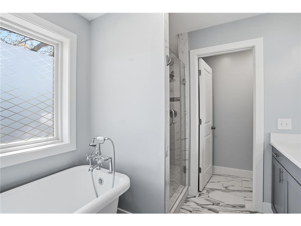 2921 40th Avenue S Minneapolis MN 55406 7063660 image38