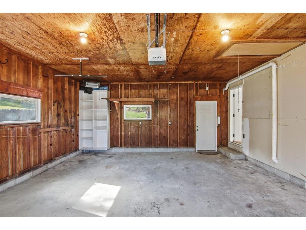 2921 La Salle Street Eau Claire WI 54703 7067700 image25