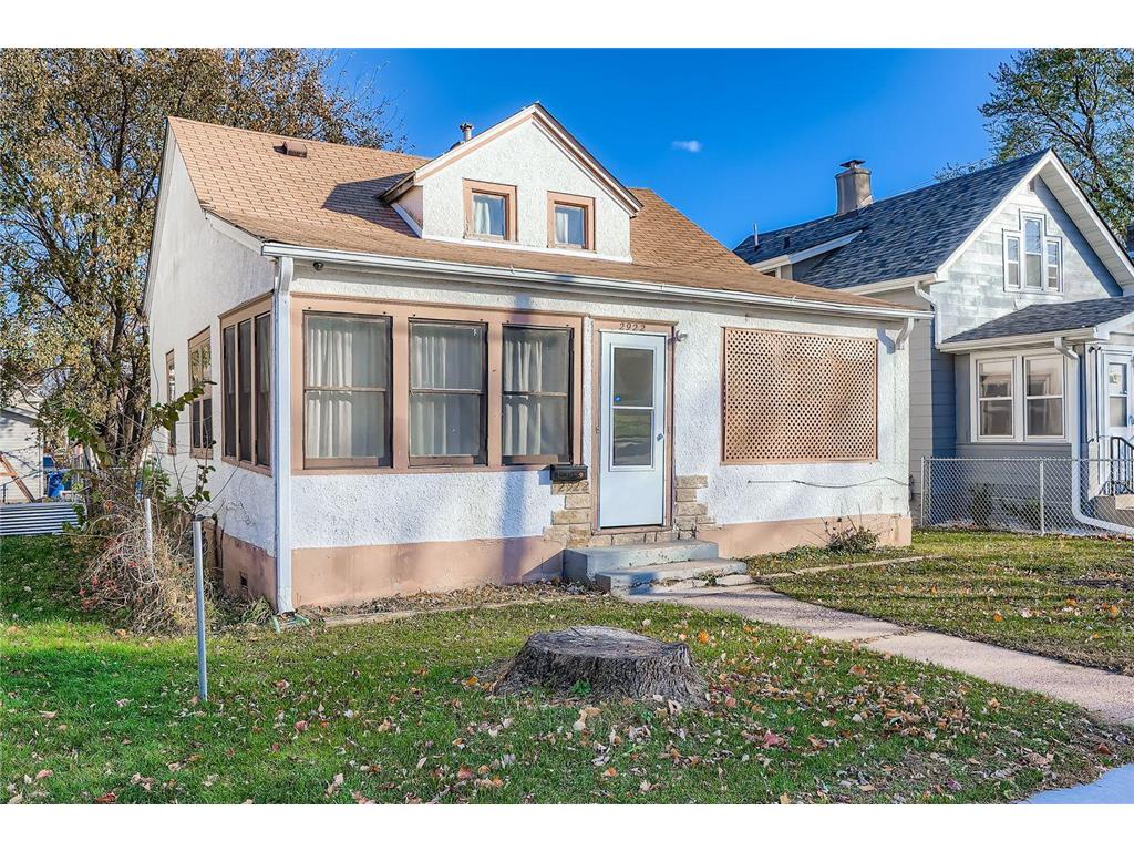 2922 Sheridan Avenue N Minneapolis MN 55411 6818283 image1