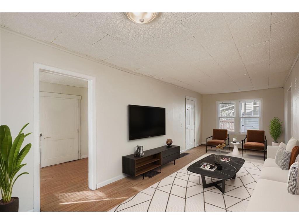 2922 Sheridan Avenue N Minneapolis MN 55411 6818283 image7