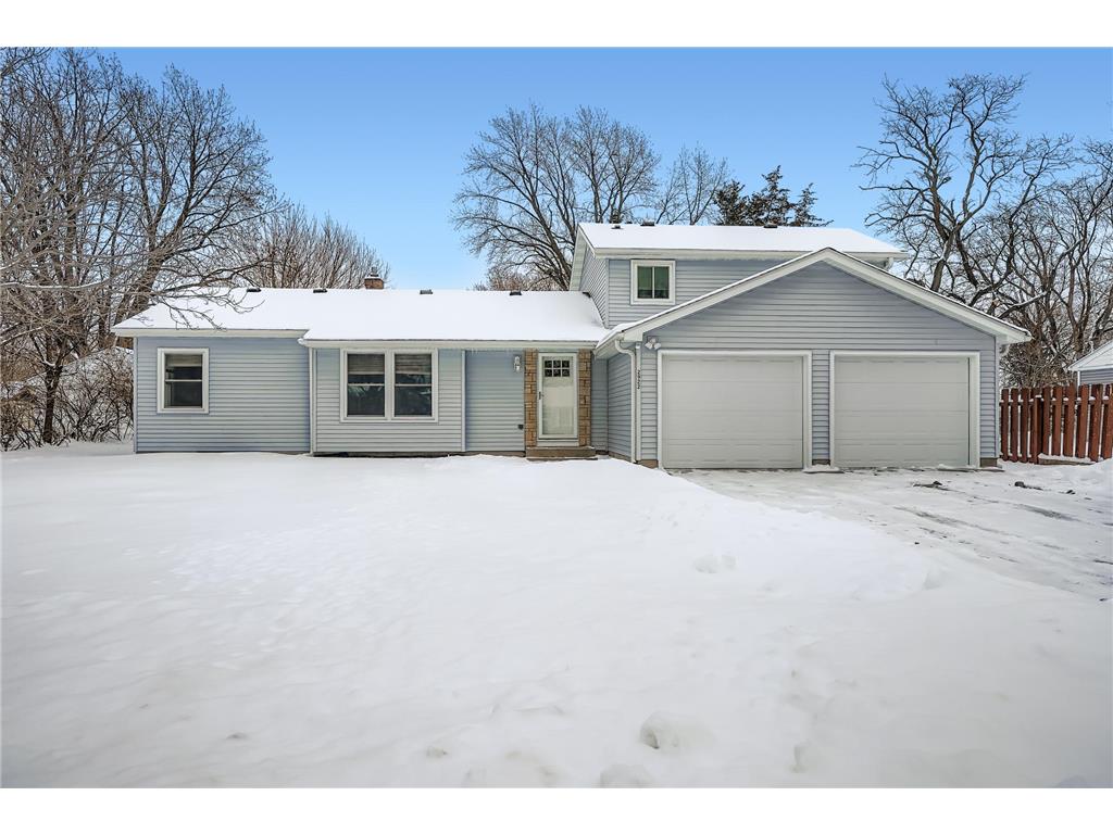2922 Simpson Street Roseville MN 55113 7004910 image1