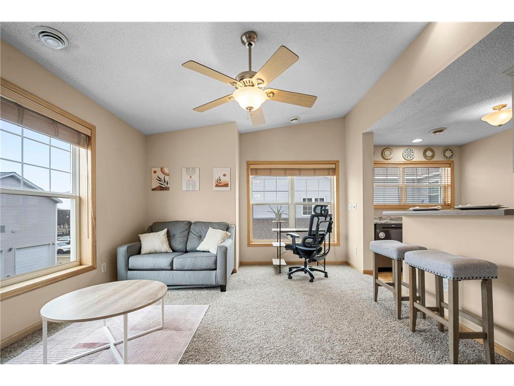 2923 Hemingway Drive Chaska MN 55318 7033461 image1