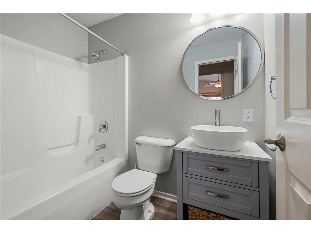 2923 Hemingway Drive Chaska MN 55318 7033461 image24