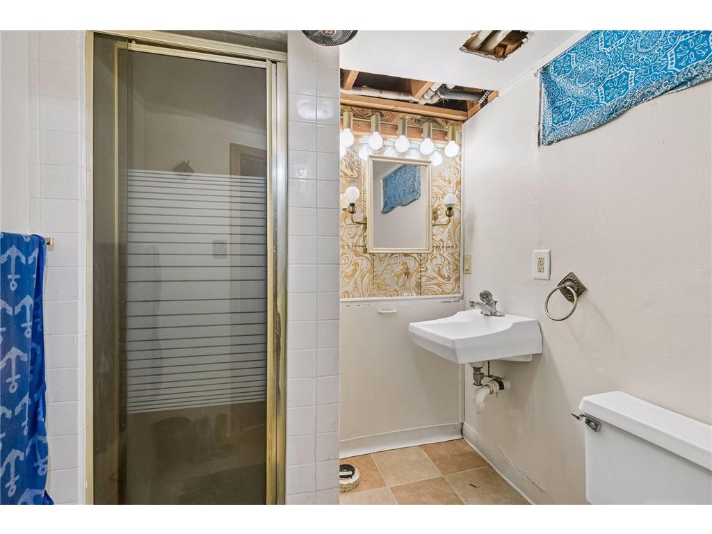 2924 Blackstone Avenue Saint Louis Park MN 55416 7079677 image25