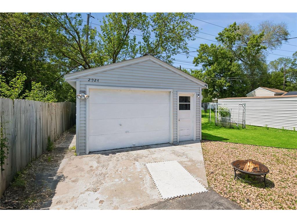 2924 Blackstone Avenue Saint Louis Park MN 55416 7079677 image31