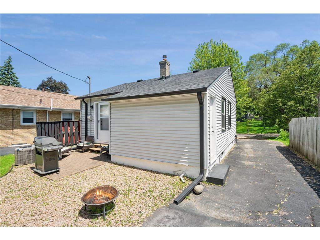 2924 Blackstone Avenue Saint Louis Park MN 55416 7079677 image32