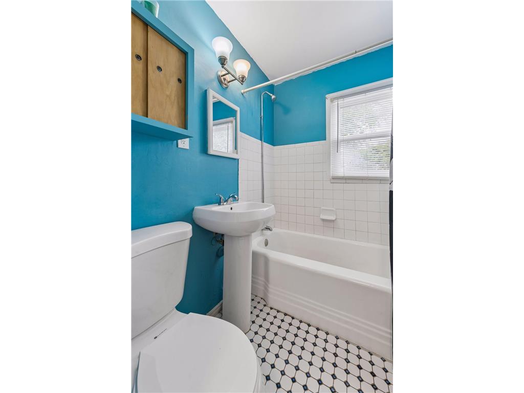 2924 Blackstone Avenue Saint Louis Park MN 55416 7108861 image15