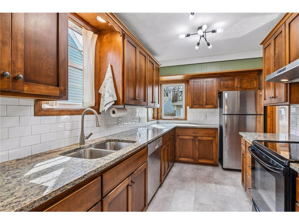 2924 Hampshire Avenue S Saint Louis Park MN 55426 7049624 image20