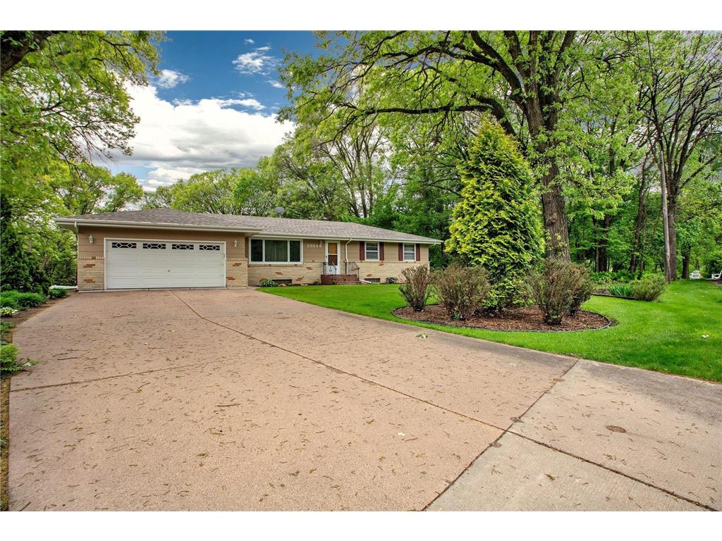 2924 Spring View Lane Mounds View MN 55112 7076124 image1