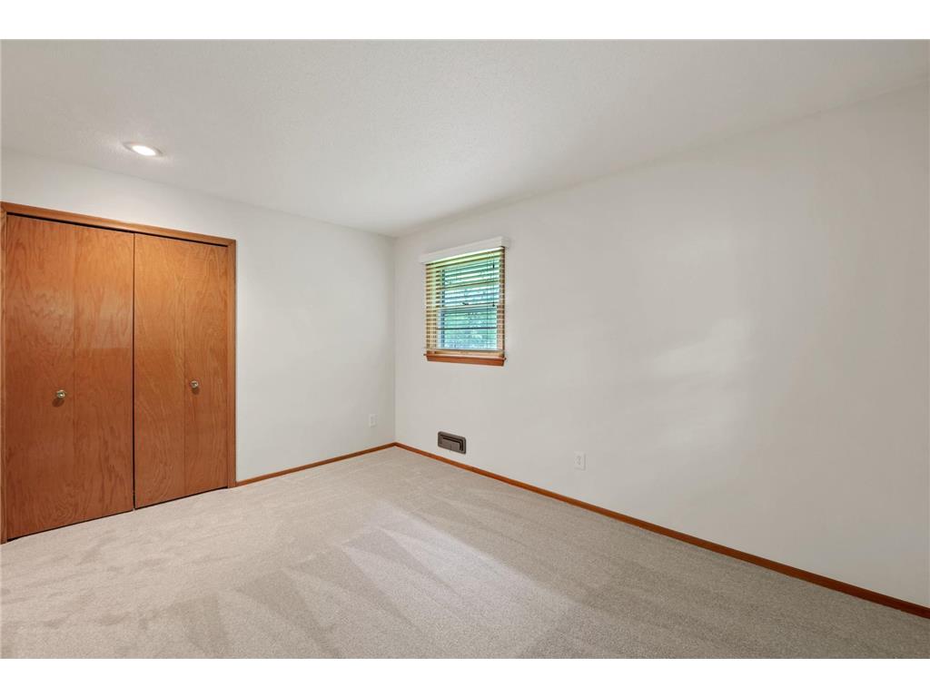 2924 Spring View Lane Mounds View MN 55112 7076124 image13