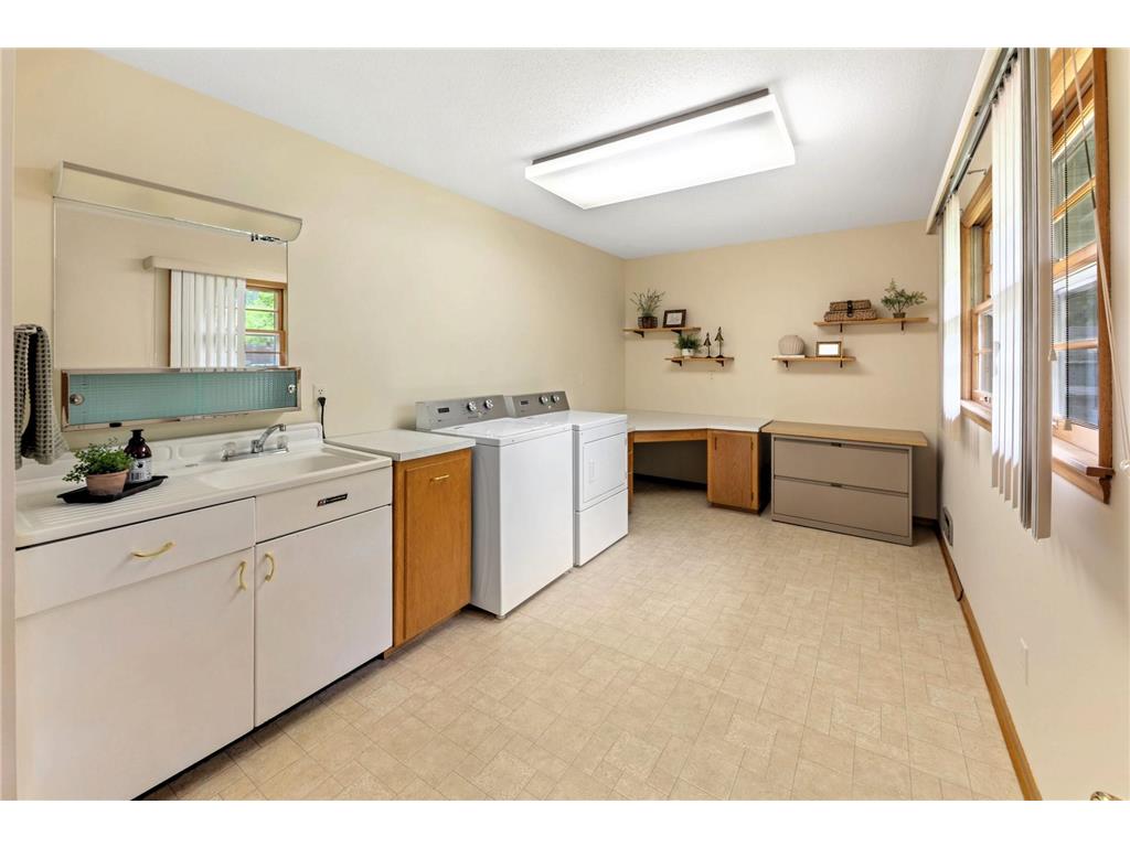 2924 Spring View Lane Mounds View MN 55112 7076124 image15