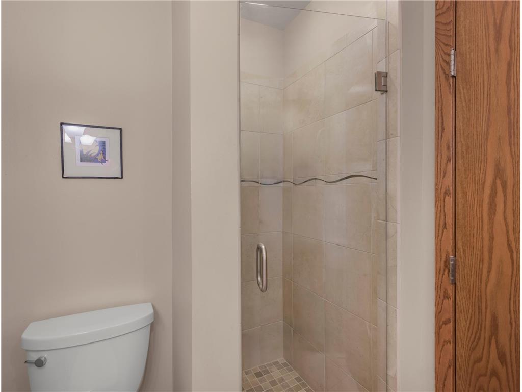 2925 Kyle Avenue N Golden Valley MN 55422 7101565 image15