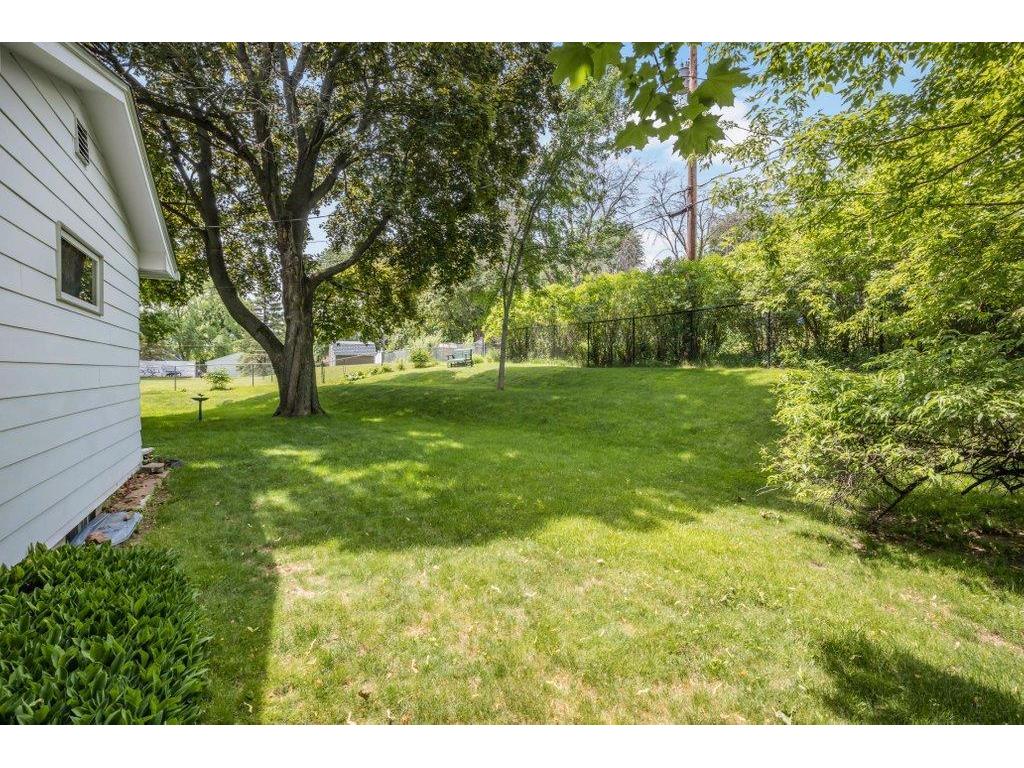 2925 Kyle Avenue N Golden Valley MN 55422 7101565 image26