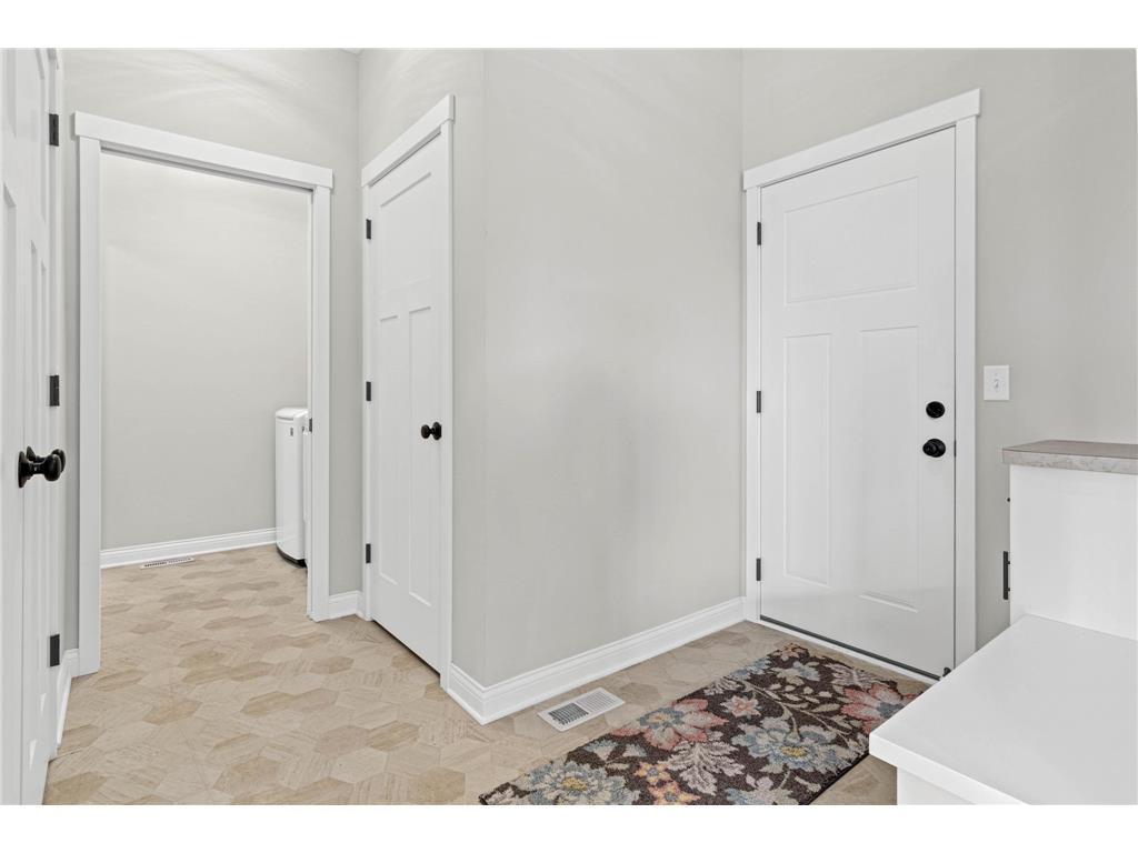 29264 Kenwood Way Chisago City MN 55013 - Green 7072914 image18