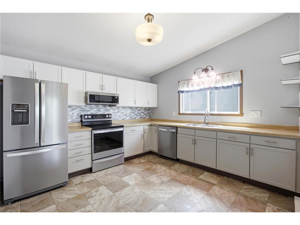 2927 35th Avenue S Fargo ND 58104 7096201 image7