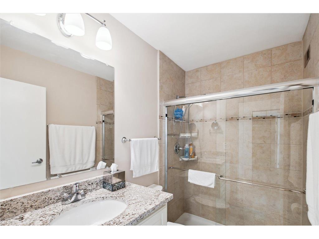 2928 Dean Parkway #2J Minneapolis MN 55416 7088886 image19