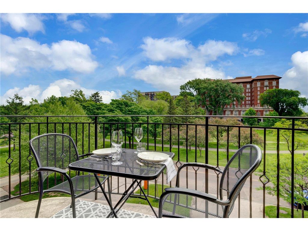 2928 Dean Parkway 3D, Minneapolis, MN 55416 MLS 6323471 Edina Realty